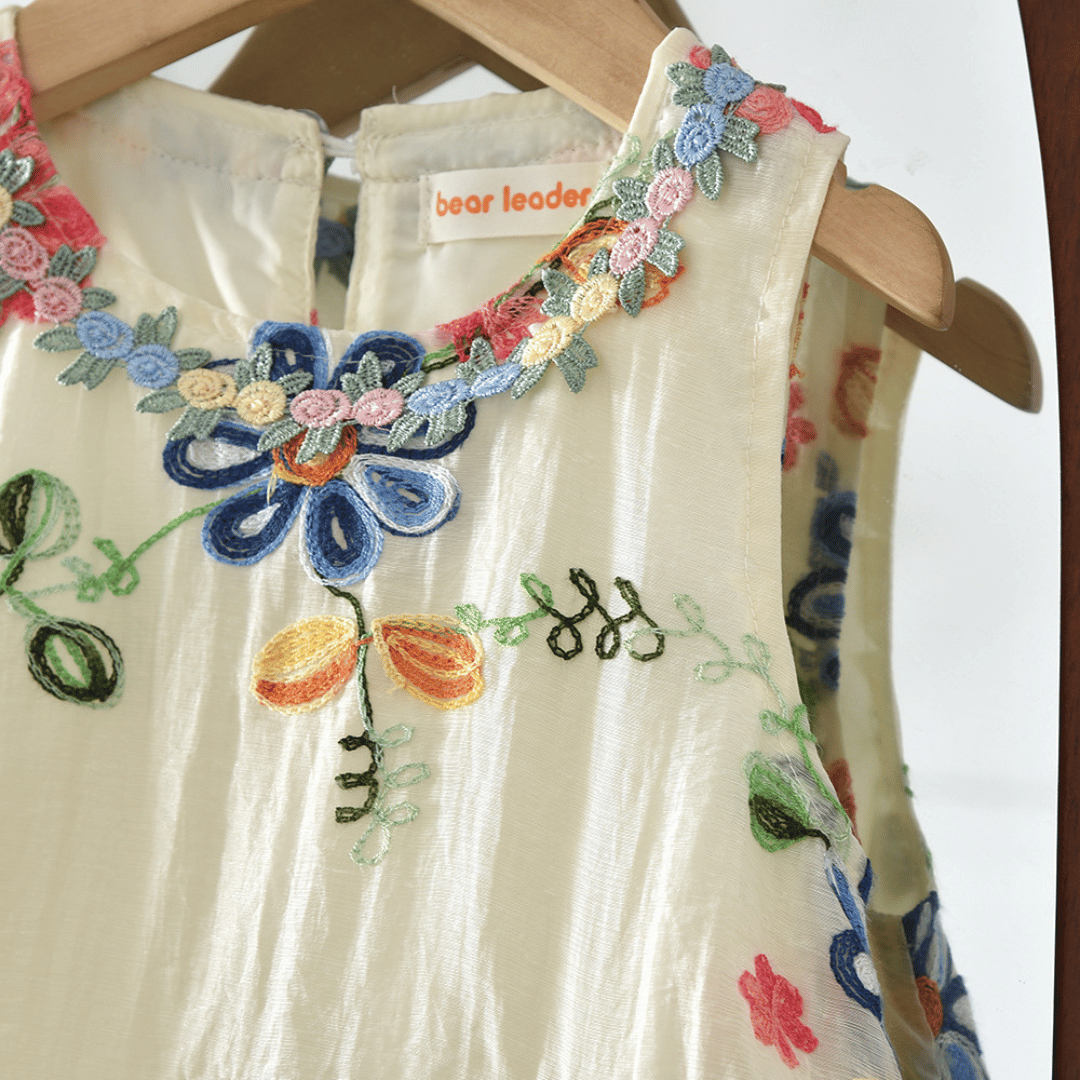 Elegant White Floral Baby Party Dress-Without Hat